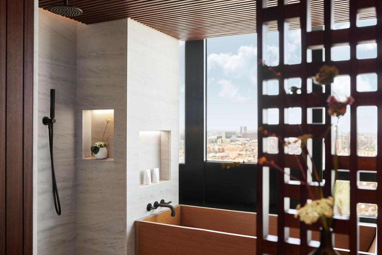 Nobu Hotel Барселона Екстериор снимка Bathroom