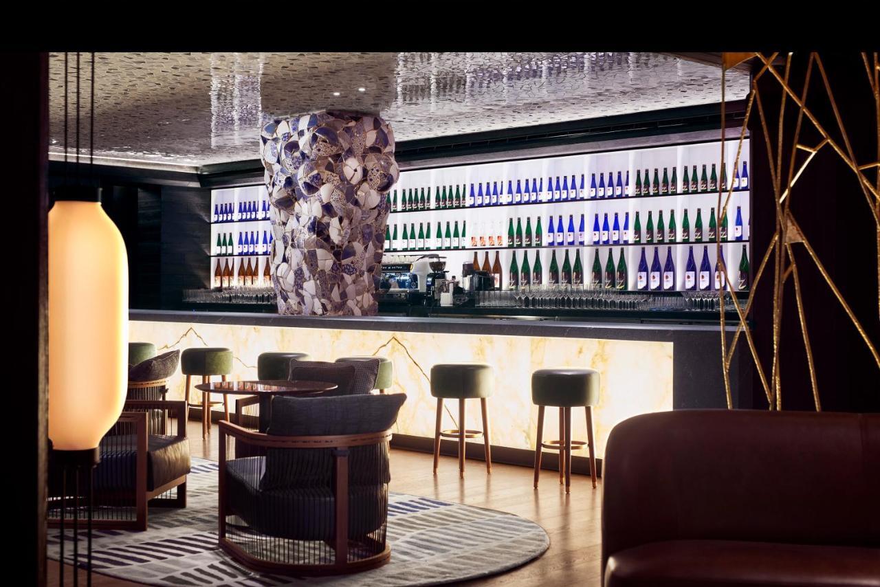 Nobu Hotel Барселона Екстериор снимка The bar at the hotel