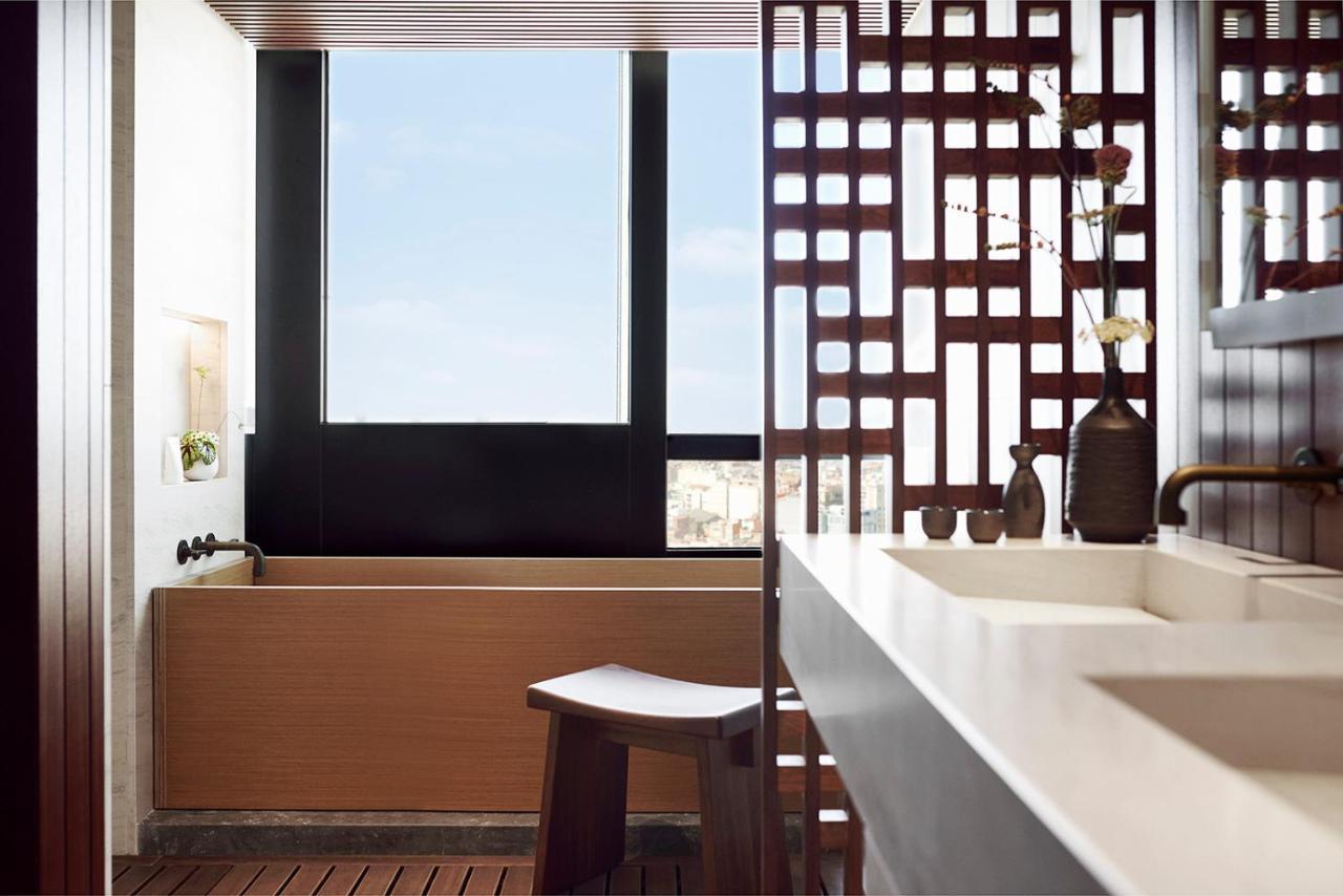 Nobu Hotel Барселона Екстериор снимка Bathroom